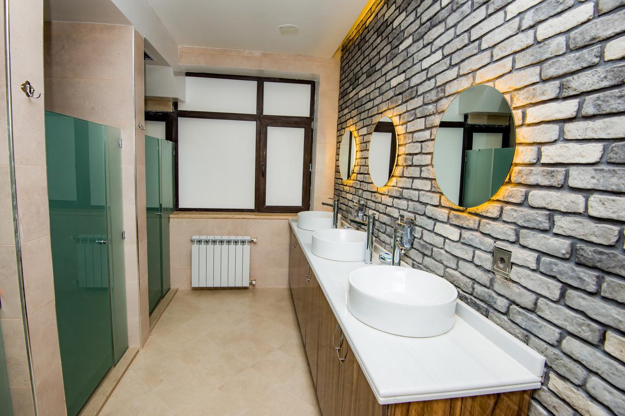 Feyu Hostel Baku Extérieur photo